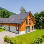 Mountain Alpinchique 2 בית נופש סנט לורנזן אוב מוראו