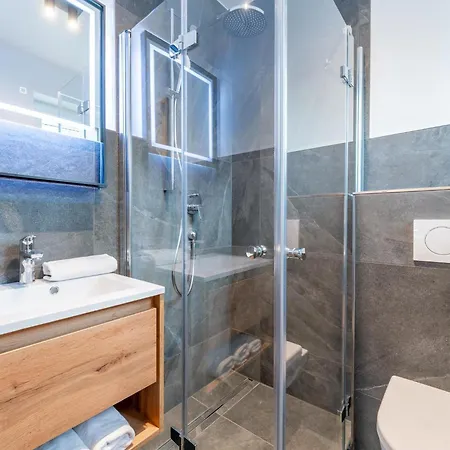 Holiday home Mountain Alpinchique 2 *