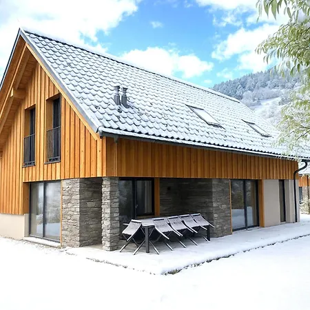 Dom wakacyjny Mountain Alpinchique 2 *