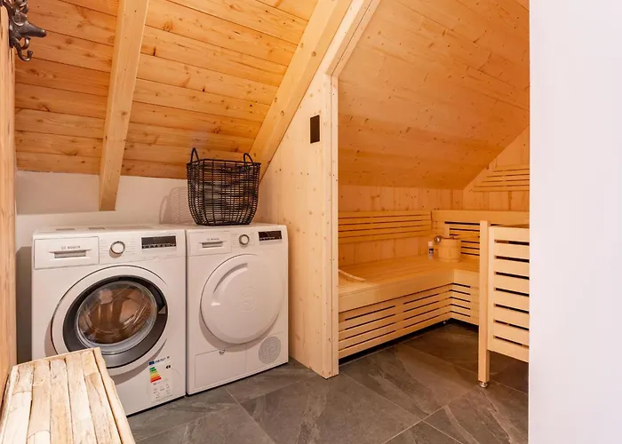 Mountain Alpinchique 2 Vakantiehuis *